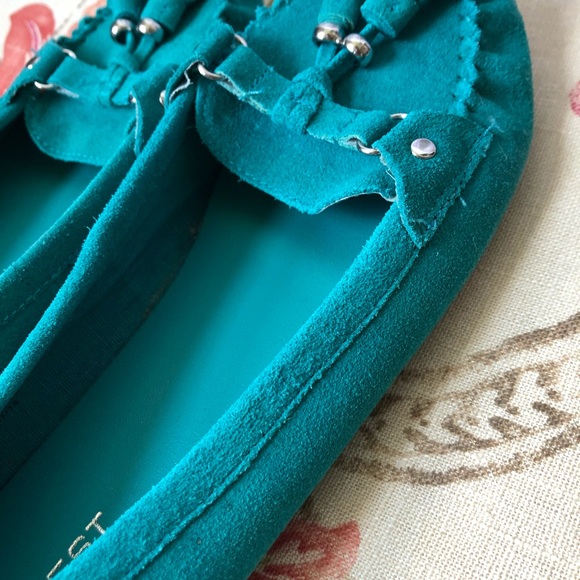 Nine West Flats - Picture 4 of 4